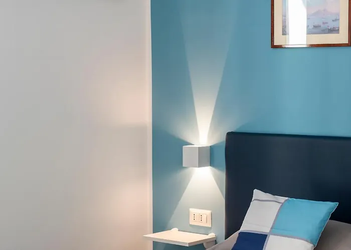 Piazza Dante Casa Di Gio' * Nápoles